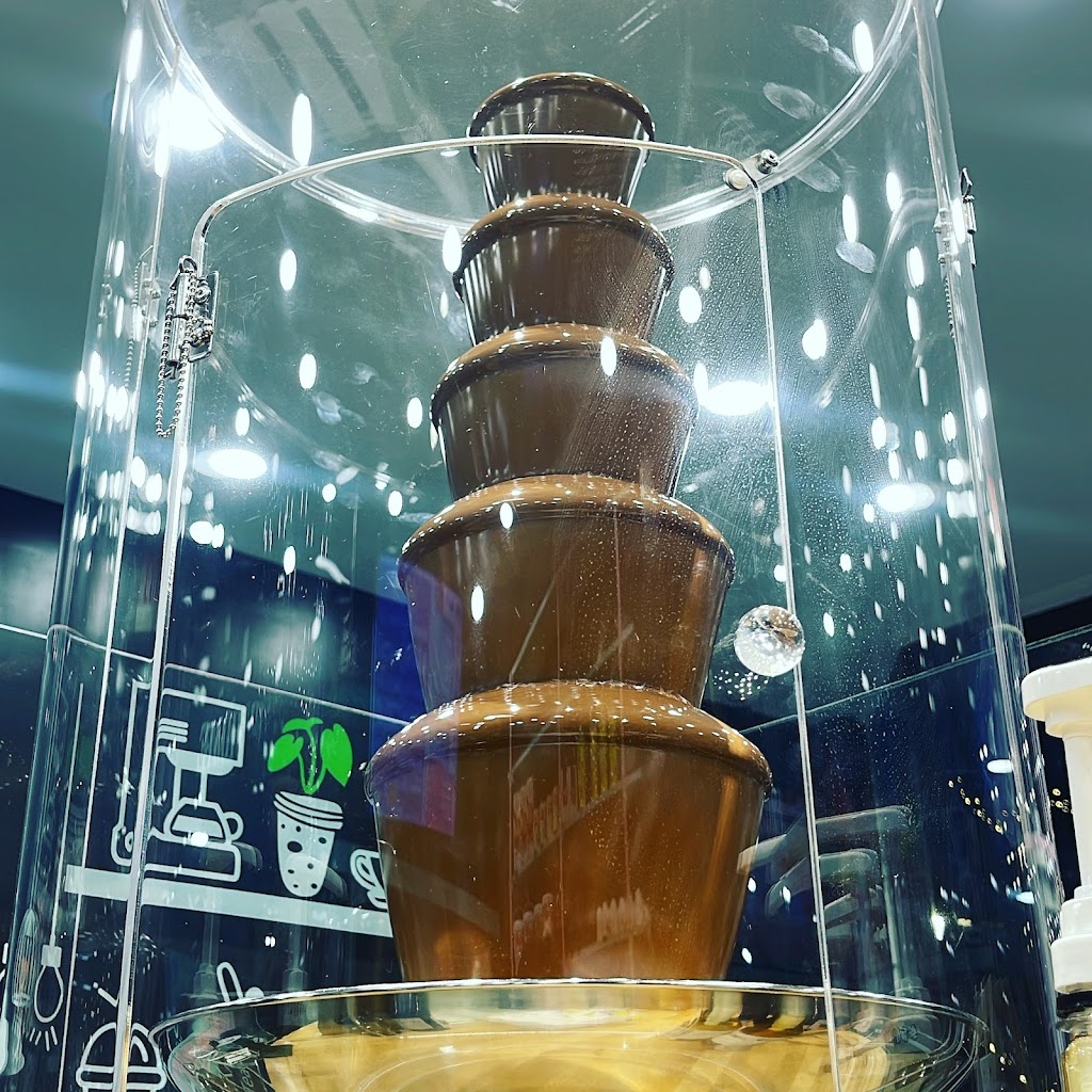 Tutti Frutti Mix | restaurant | 17109 Lorain Ave, Cleveland, OH 44111, USA | 2164172614 OR +1 216-417-2614