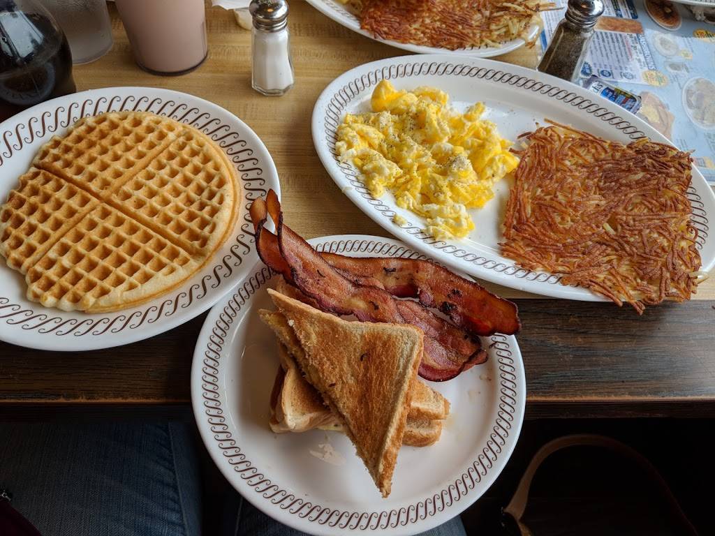 Waffle House | meal takeaway | 2024 Landmark Ave NE, Corydon, IN 47112, USA | 8127387265 OR +1 812-738-7265