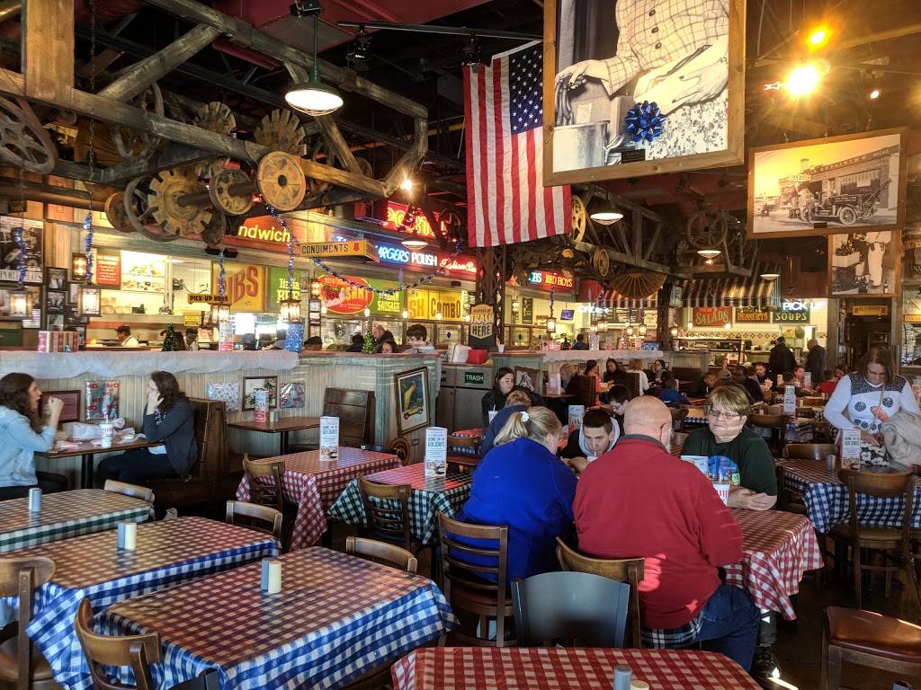 Portillos Hot Dogs | meal takeaway | 4020 W 95th St, Oak Lawn, IL 60453, USA | 7084251600 OR +1 708-425-1600