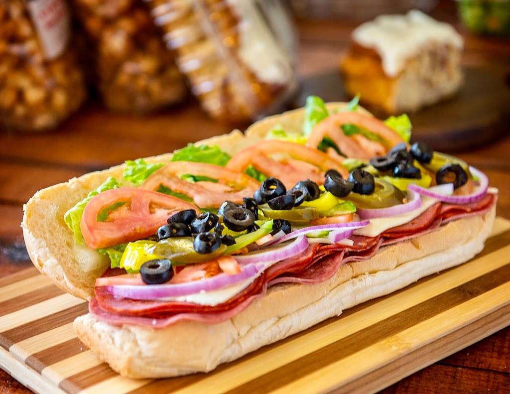 McKennas Farm Market | restaurant | 55716 Township Hwy 36, West Lafayette, OH 43845, USA | 7407771001 OR +1 740-777-1001