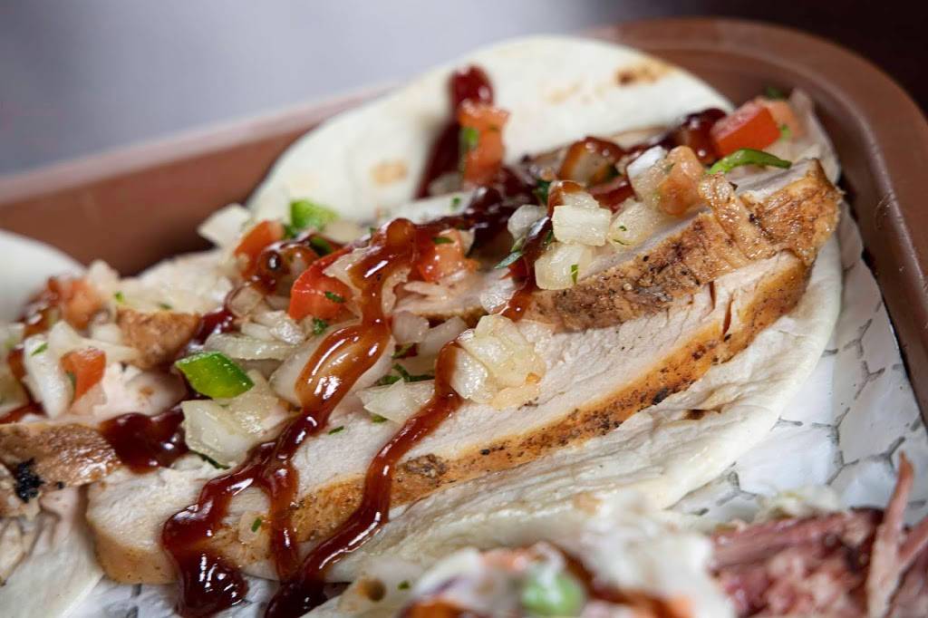 517 BBQ | restaurant | 427 E Oakland Ave, Lansing, MI 48906, USA | 5173089762 OR +1 517-308-9762