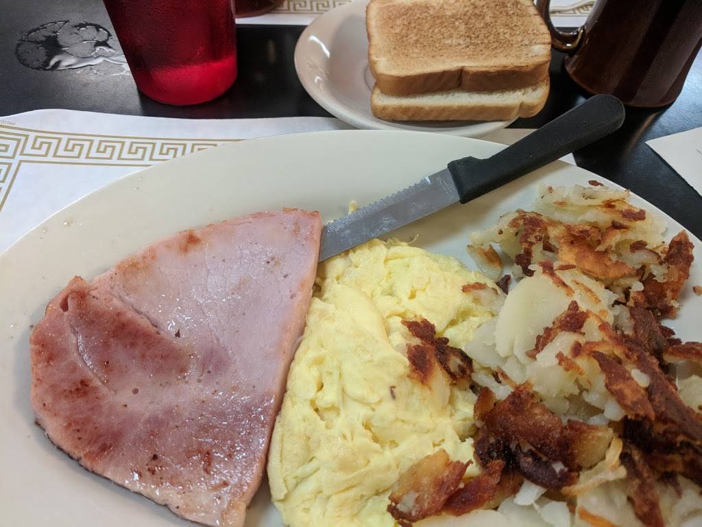 Castillos Restaurant Inc | restaurant | 5656 S Packard Ave # 21, Cudahy, WI 53110, USA | 4144821511 OR +1 414-482-1511