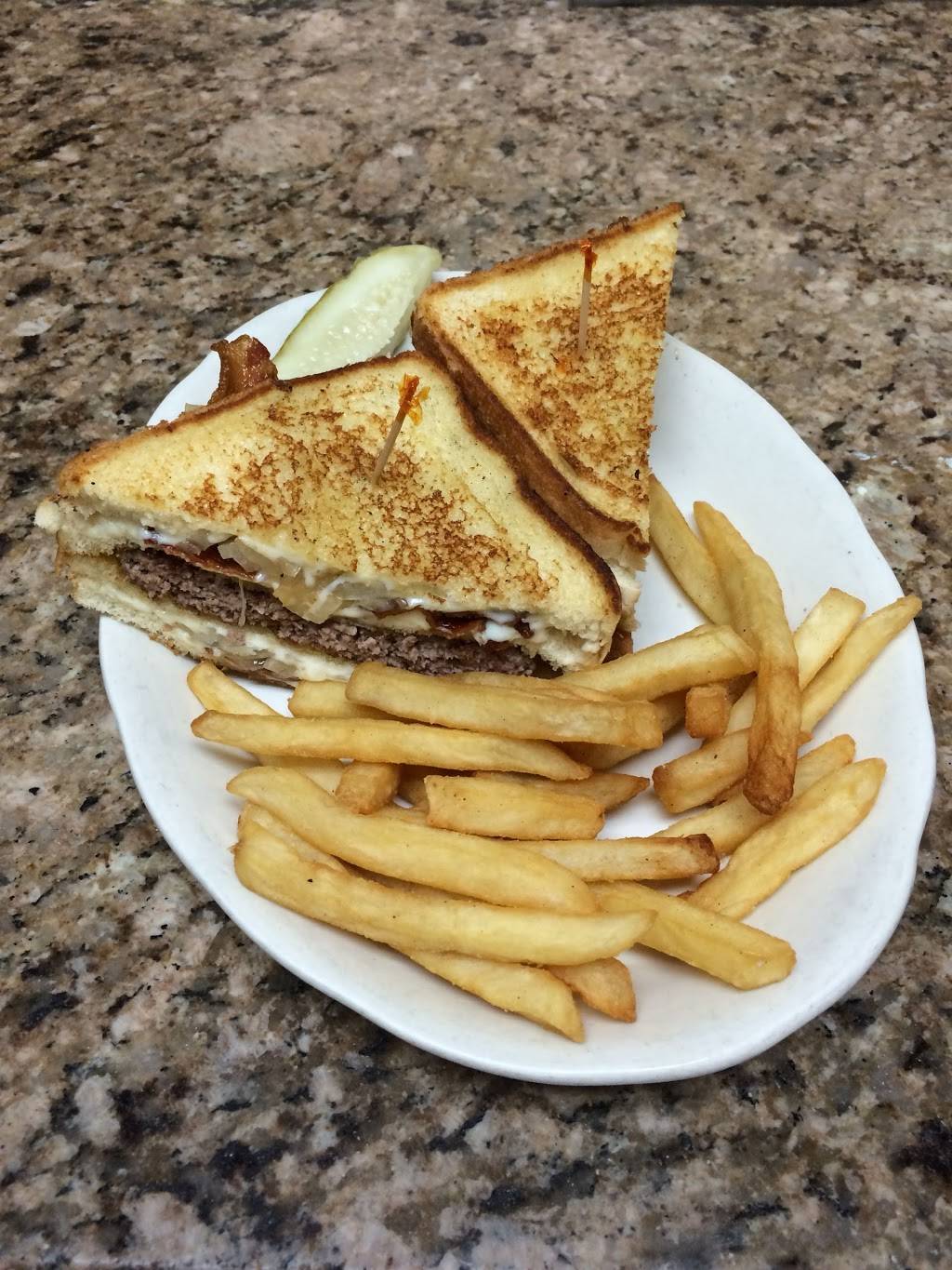 Nicks Pizza Restaurant | restaurant | 822 Main St, Bethlehem, PA 18018, USA | 6108653366 OR +1 610-865-3366