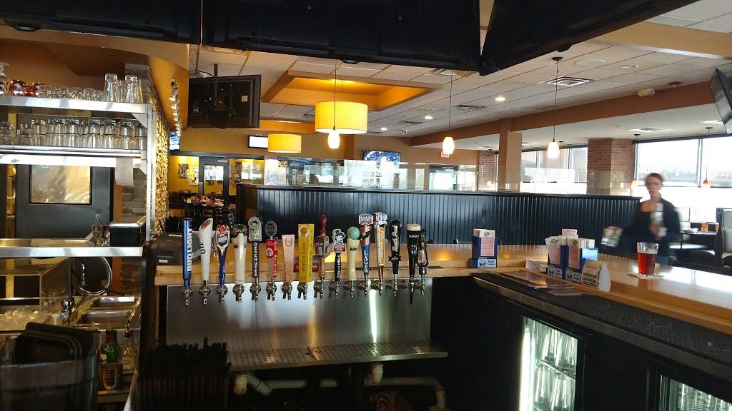 Aubrees Pizzeria & Grill | restaurant | 21775 Pontiac Trail, South Lyon, MI 48178, USA | 2484378000 OR +1 248-437-8000