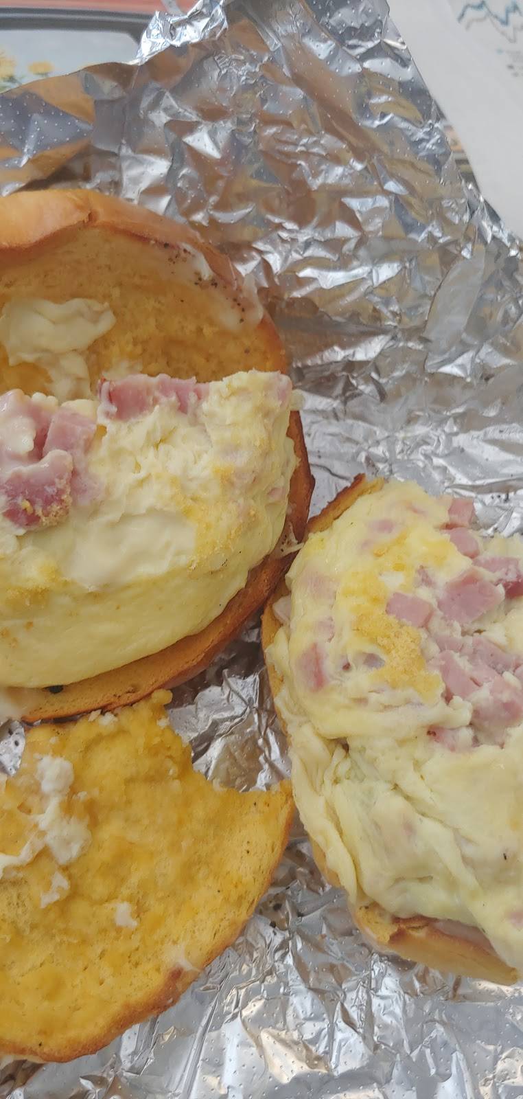 Bagelicious LLC in King Of Prussia | bakery | 216 W Beidler Rd, King of Prussia, PA 19406, USA | 6102653250 OR +1 610-265-3250