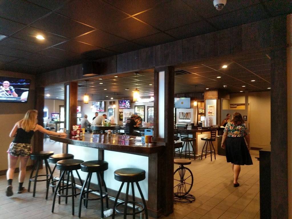 Sag Wagon North | restaurant | 510 Iowa St, Center Point, IA 52213, USA | 3193430055 OR +1 319-343-0055