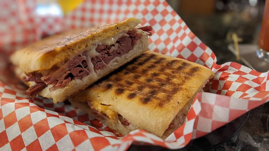 Foltz Family Market | restaurant | 400 N Water St, Milwaukee, WI 53202, USA | 4142775070 OR +1 414-277-5070