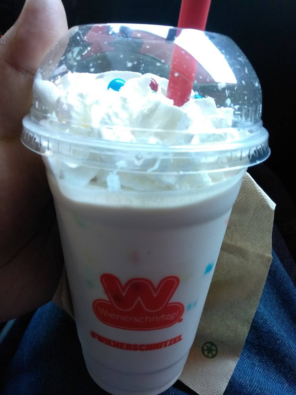 Wienerschnitzel | restaurant | 1002 S Atlantic Blvd, Los Angeles, CA 90022, USA | 3232691864 OR +1 323-269-1864