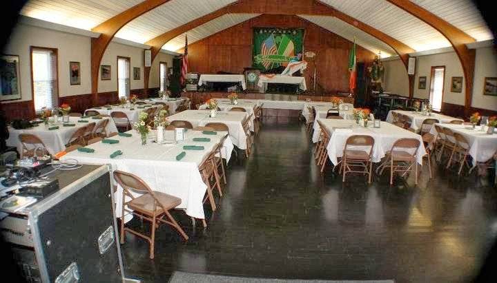 Shamrock Club of Columbus | restaurant | 60 W Castle Rd, Columbus, OH 43207, USA | 6144914449 OR +1 614-491-4449