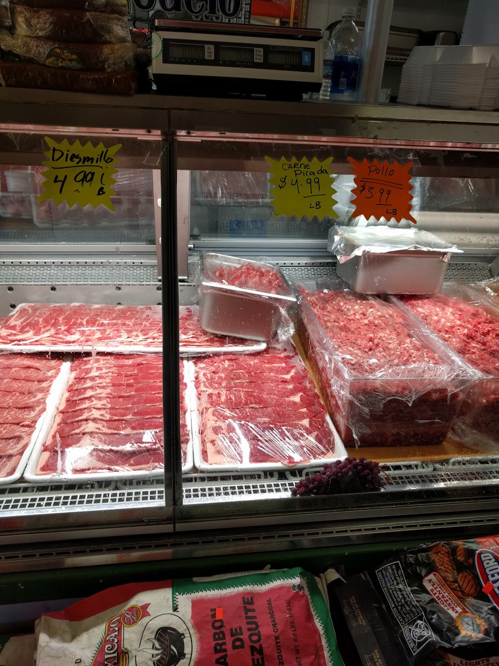 Rancho Market & Deli | restaurant | 929 Madrone Rd, Glen Ellen, CA 95442, USA | 7079359077 OR +1 707-935-9077