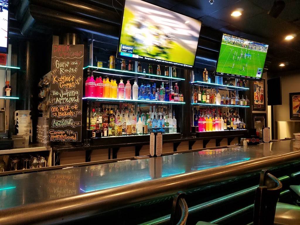 Louies Grill & Bar | restaurant | 1600 Garth Brooks Blvd #100, Yukon, OK 73099, USA | 4053543200 OR +1 405-354-3200