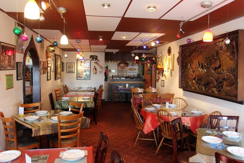 Jitlada Restaurant | restaurant | 5233 Sunset Blvd, Los Angeles, CA 90027, USA | 3236679809 OR +1 323-667-9809