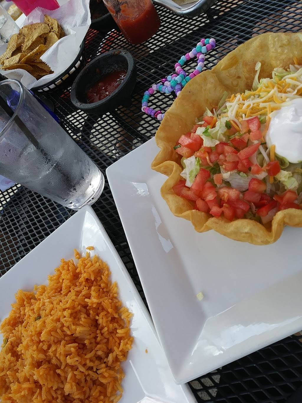 La Herradura Mexican Grill | restaurant | 540 N Cody Rd, Le Claire, IA 52753, USA | 5637291251 OR +1 563-729-1251