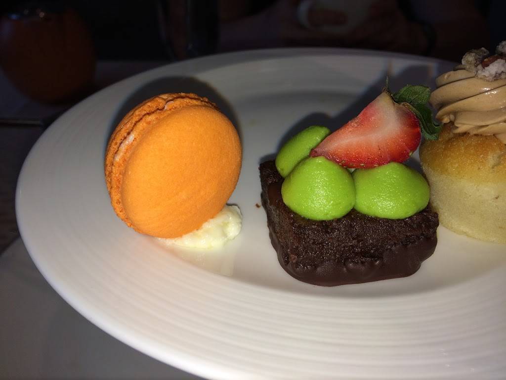 Astor Court | restaurant | 88 West Paces Ferry Rd NW, Atlanta, GA 30305, USA | 4045637799 OR +1 404-563-7799