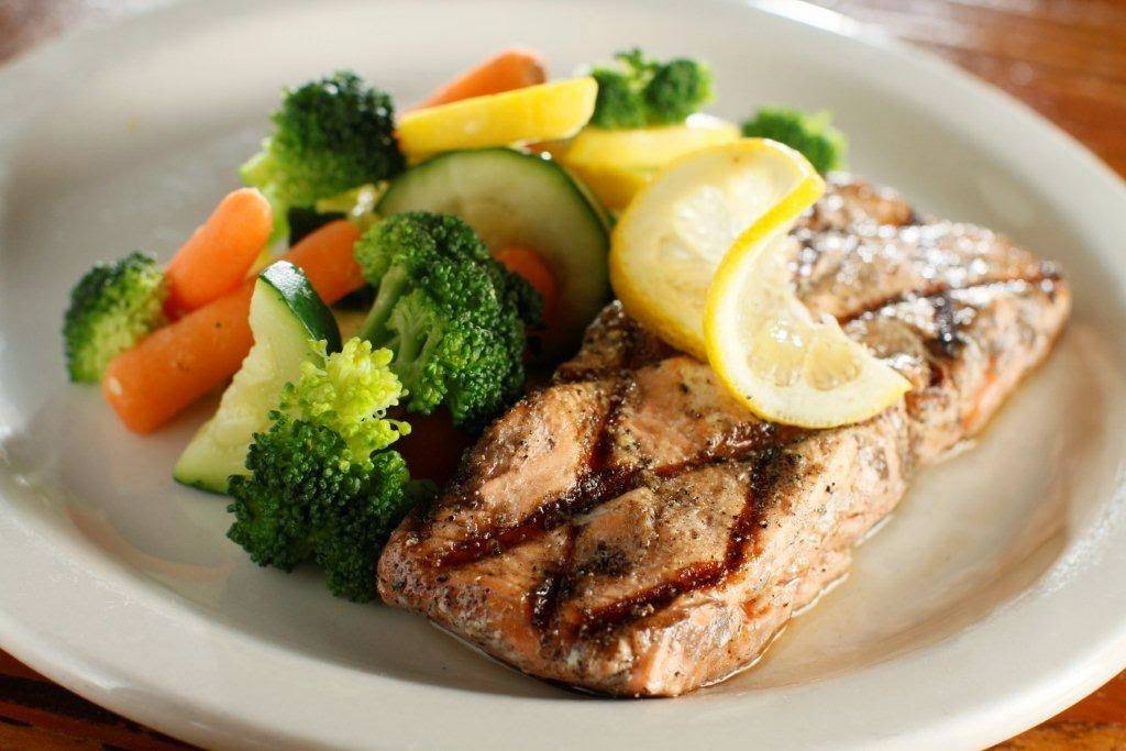 Hueys Cordova | restaurant | 1771 N Germantown Pkwy, Cordova, TN 38016, USA | 9017543885 OR +1 901-754-3885