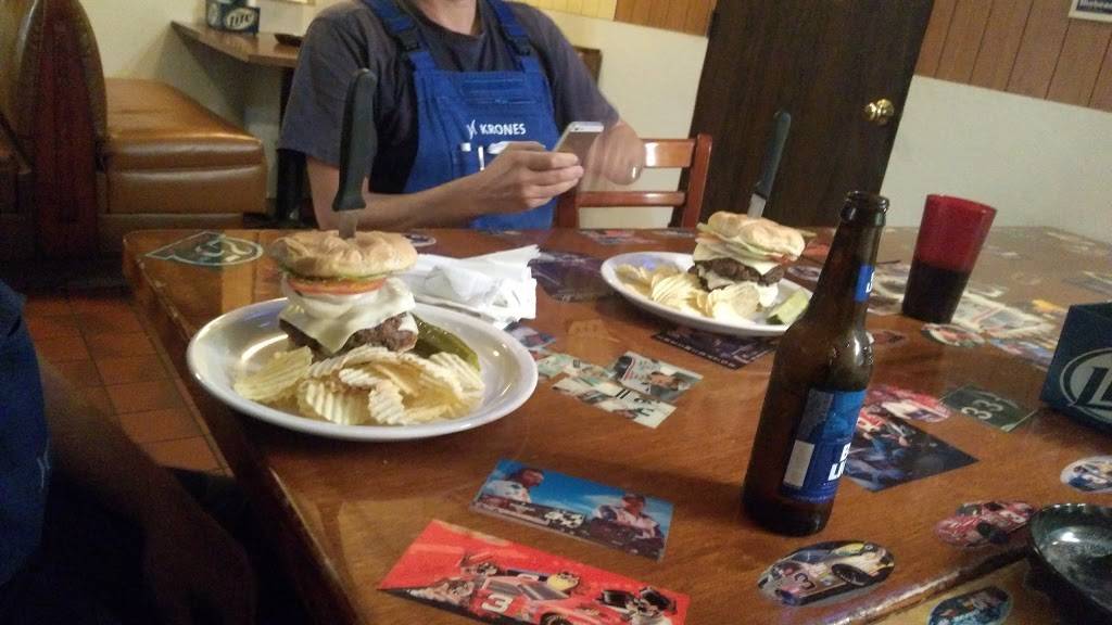 Patricks Restaurant | restaurant | 5101 Jefferson Davis Hwy, Richmond, VA 23234, USA | 8042752700 OR +1 804-275-2700