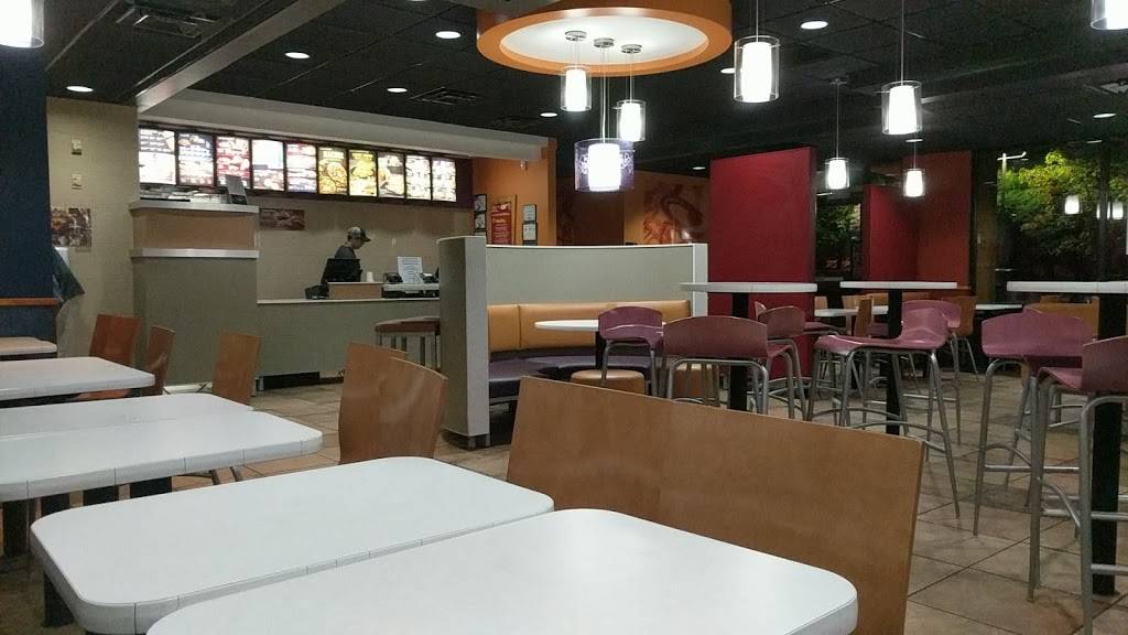 Taco Bell | meal takeaway | 10917 Carolina Pl Pkwy, Pineville, NC 28134, USA | 7045429008 OR +1 704-542-9008