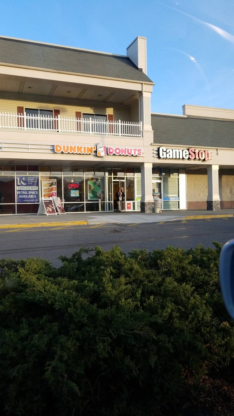 Dunkin | cafe | 1885 NJ-57 Suite 343, Hackettstown, NJ 07840, USA | 9088509954 OR +1 908-850-9954