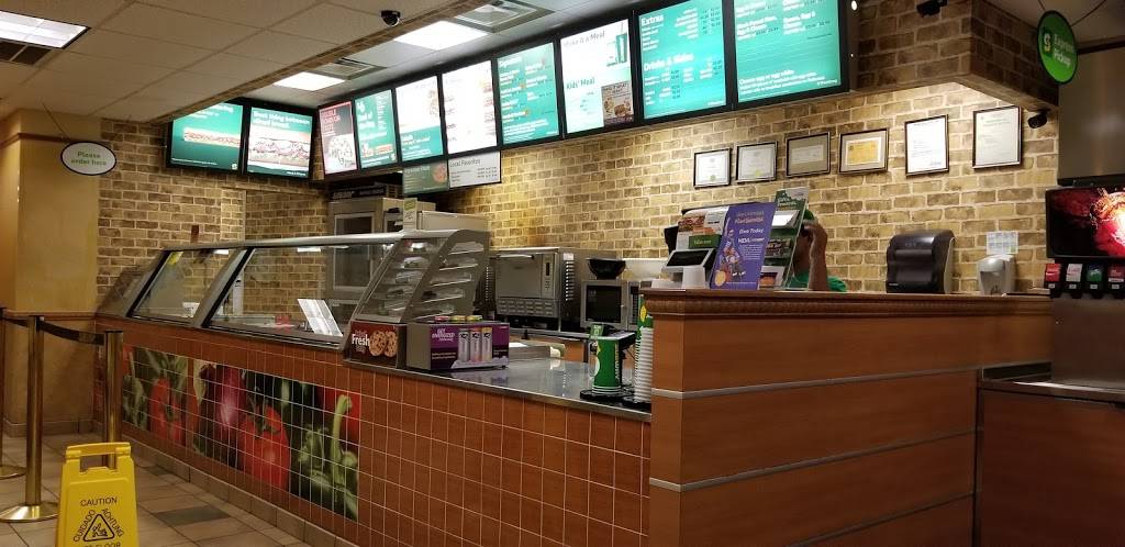 Subway Restaurants | restaurant | 10121 Colesville Rd #10, Silver Spring, MD 20901, USA | 3015930387 OR +1 301-593-0387