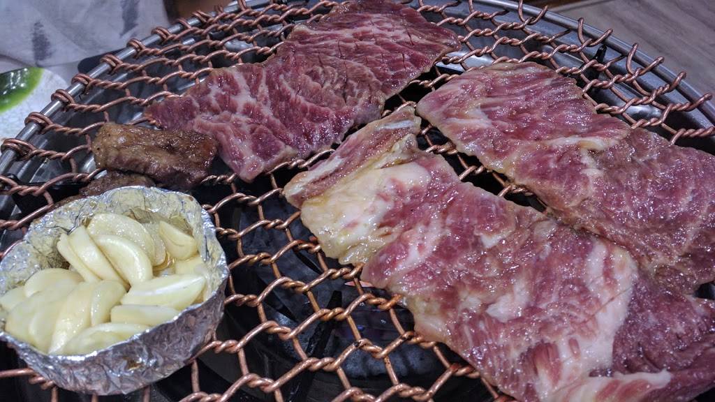 Evergreen Korean Cuisine | restaurant | 13860 Braddock Rd # B, Centreville, VA 20121, USA | 7032666681 OR +1 703-266-6681