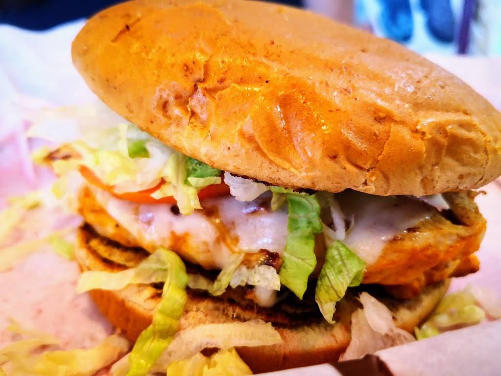 The Longhorn Cafe | restaurant | 23775 I-10, San Antonio, TX 78257, USA | 2106987766 OR +1 210-698-7766