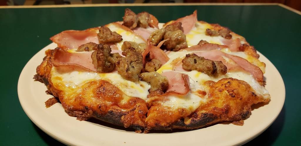 Round Table Pizza | meal delivery | 4330 Redondo Beach Blvd, Torrance, CA 90504, USA | 3103718009 OR +1 310-371-8009