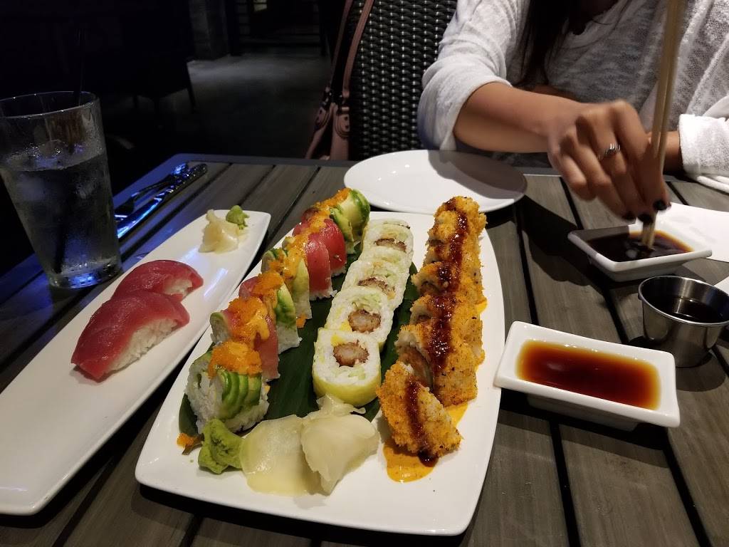 Kona Grill | restaurant | 7400 San Pedro Ave #1255, San Antonio, TX 78216, USA | 2109987601 OR +1 210-998-7601