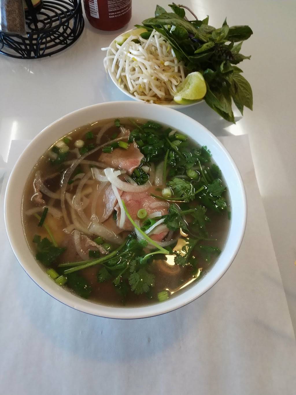 Pho B | restaurant | 9048 Adams Ave, Huntington Beach, CA 92646, USA | 7143773333 OR +1 714-377-3333