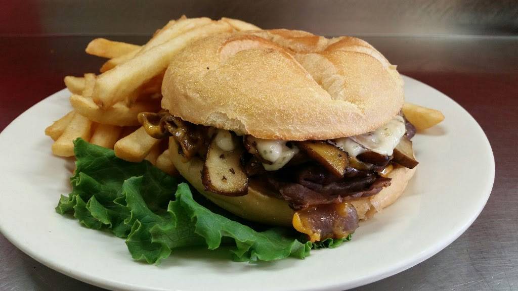 Carmelos Ristorante | restaurant | 31 E Broad St, Bridgeton, NJ 08302, USA | 8564530023 OR +1 856-453-0023