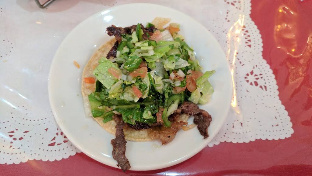 La Oaxaqueña Restaurant | restaurant | 4006, 3382 N Milwaukee Ave, Chicago, IL 60641, USA | 7735458585 OR +1 773-545-8585