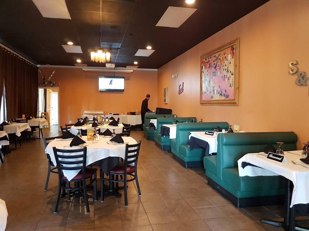 Saffron & Curry | restaurant | 2222 W Atlantic Ave, Delray Beach, FL 33445, USA | 5612702069 OR +1 561-270-2069