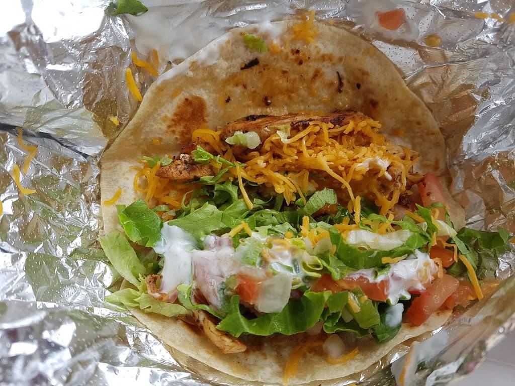 Luchi & Joeys | restaurant | 14005 Memorial Dr, Houston, TX 77079, USA | 8322435341 OR +1 832-243-5341