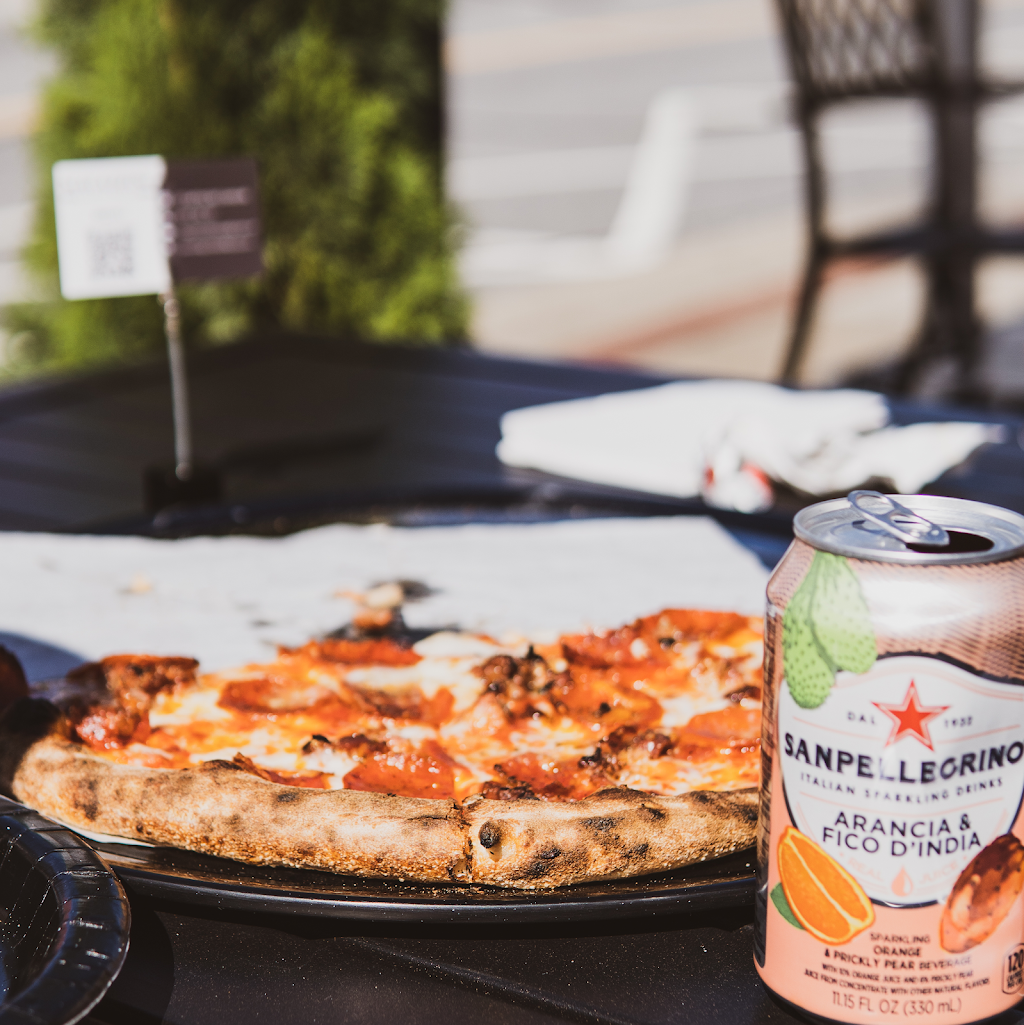 Magazzino Delle Pizza | restaurant | 137 S Perry St, Lawrenceville, GA 30046, USA | 4704841917 OR +1 470-484-1917