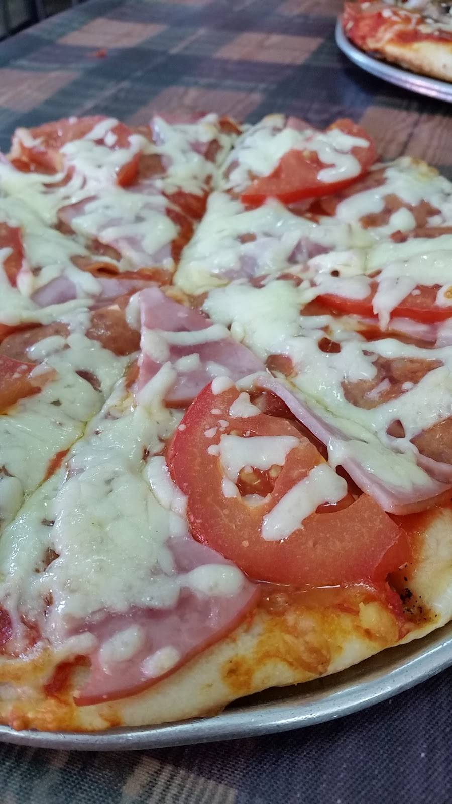 Ten-Der Pizza | restaurant | 167 10th St, Hanover, ON N4N 1N6, Canada | 5193644055 OR +1 519-364-4055