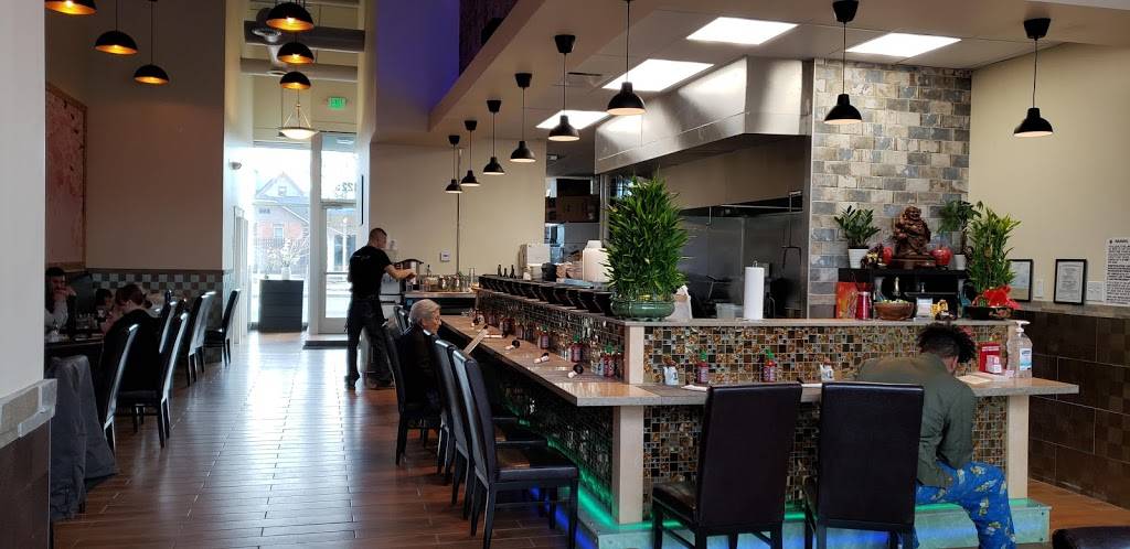 Mizuumi Ramen & Sake | restaurant | 4225 W Colfax Ave, Denver, CO 80204, USA | 3033538158 OR +1 303-353-8158