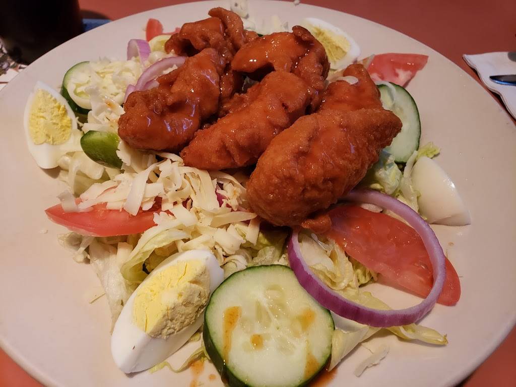 Gippers Sports Grill | restaurant | 120 Center St, Auburn, ME 04210, USA | 2077860715 OR +1 207-786-0715