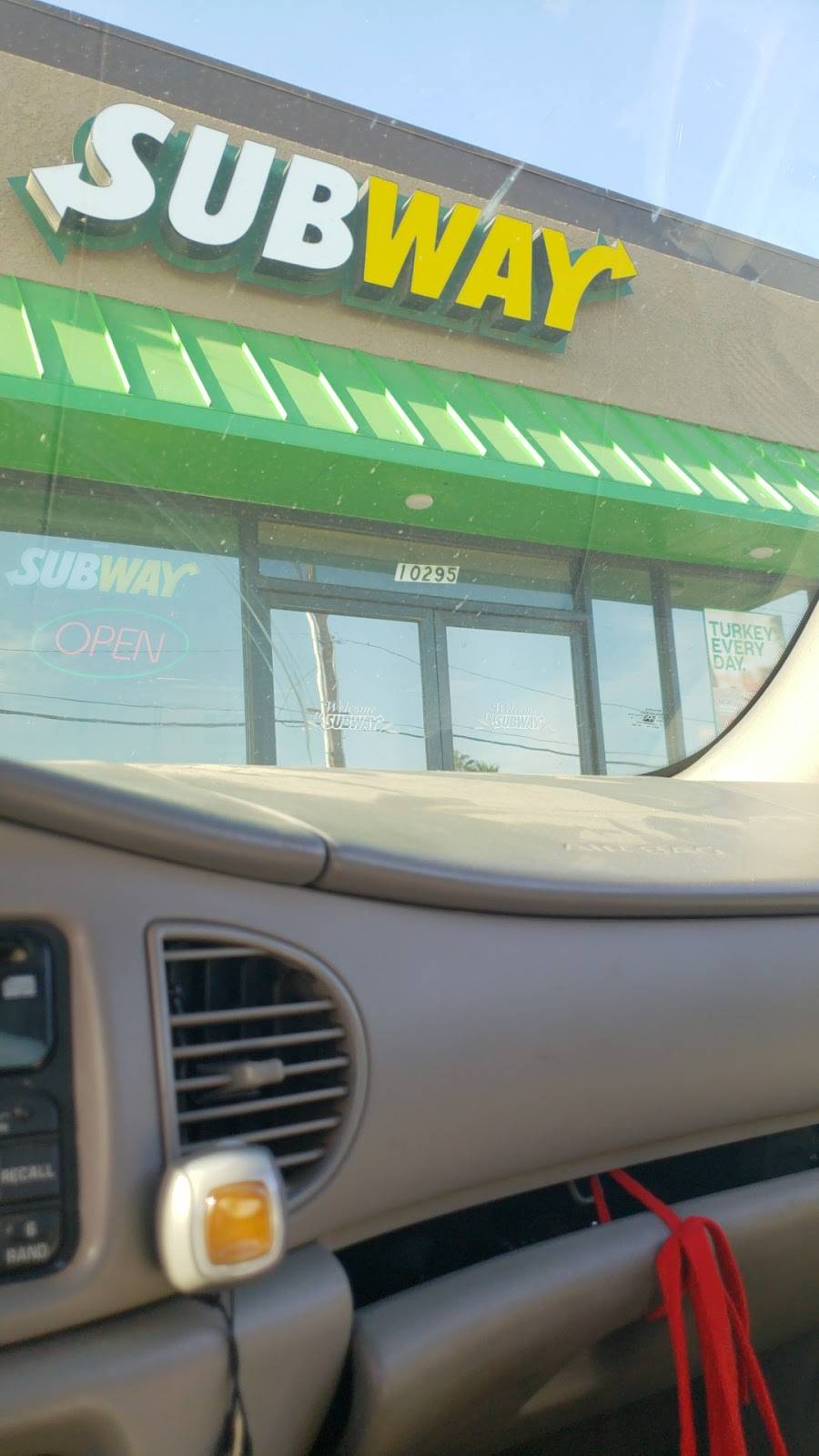 Subway Restaurants | restaurant | 10295 Arlington Ave, Riverside, CA 92503, USA | 9517295324 OR +1 951-729-5324