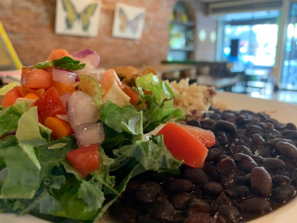 Lilis Brazilian Bistro | restaurant | 142 Broadway St, Chico, CA 95928, USA | 5303990675 OR +1 530-399-0675