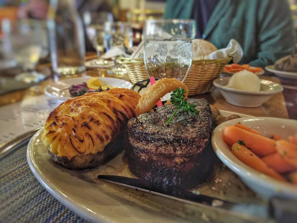 Glenwood Oaks Rib & Chop House | restaurant | 106 N Main St, Glenwood, IL 60425, USA | 7087584400 OR +1 708-758-4400