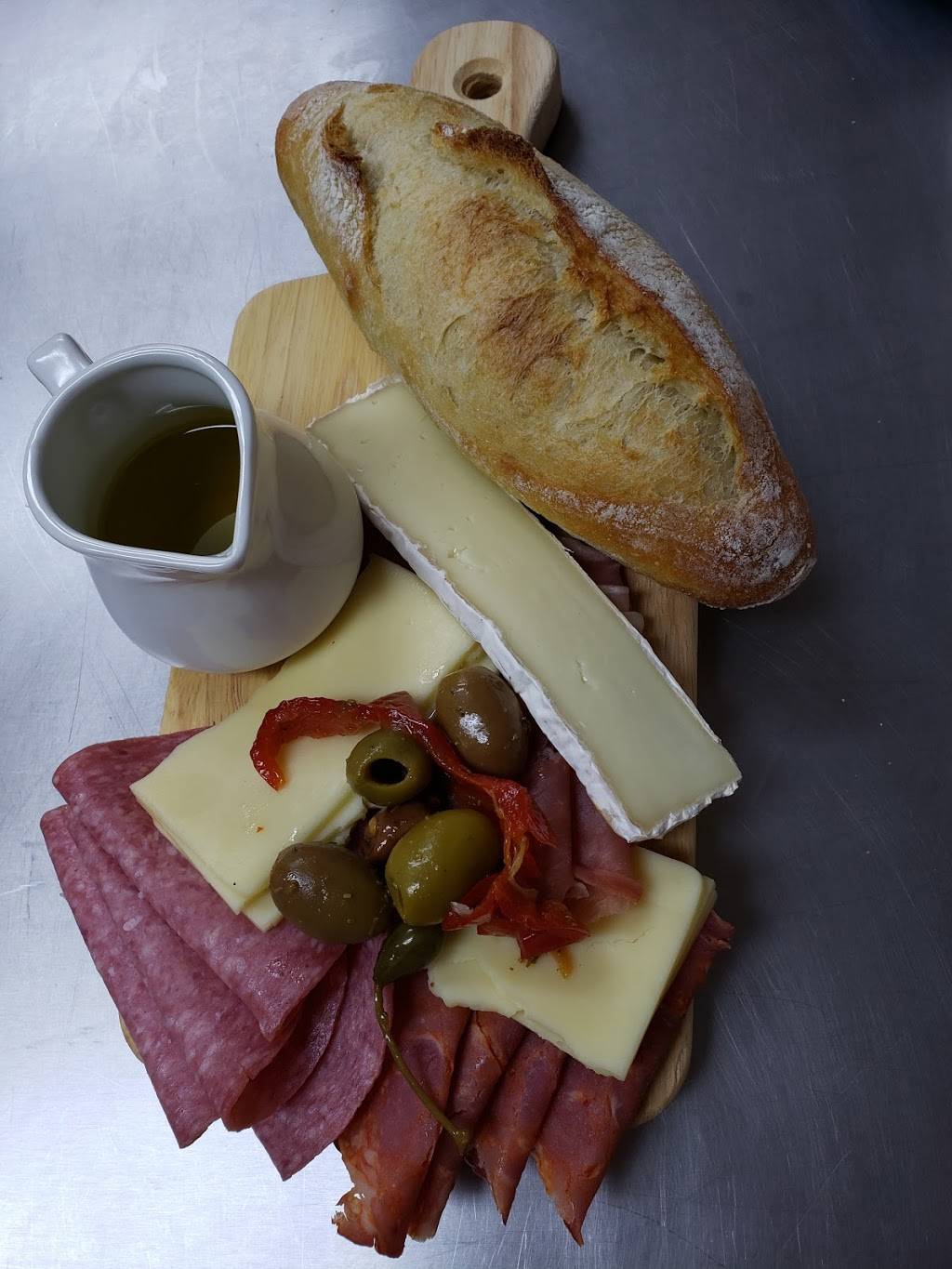 Dragon Hops Brewing | restaurant | 130 E Main St, Purcellville, VA 20132, USA | 5404413660 OR +1 540-441-3660