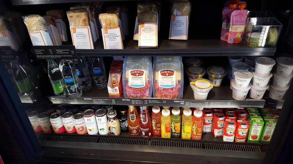 Starbucks | cafe | 1186 S Main St, Salinas, CA 93901, USA | 8317513420 OR +1 831-751-3420