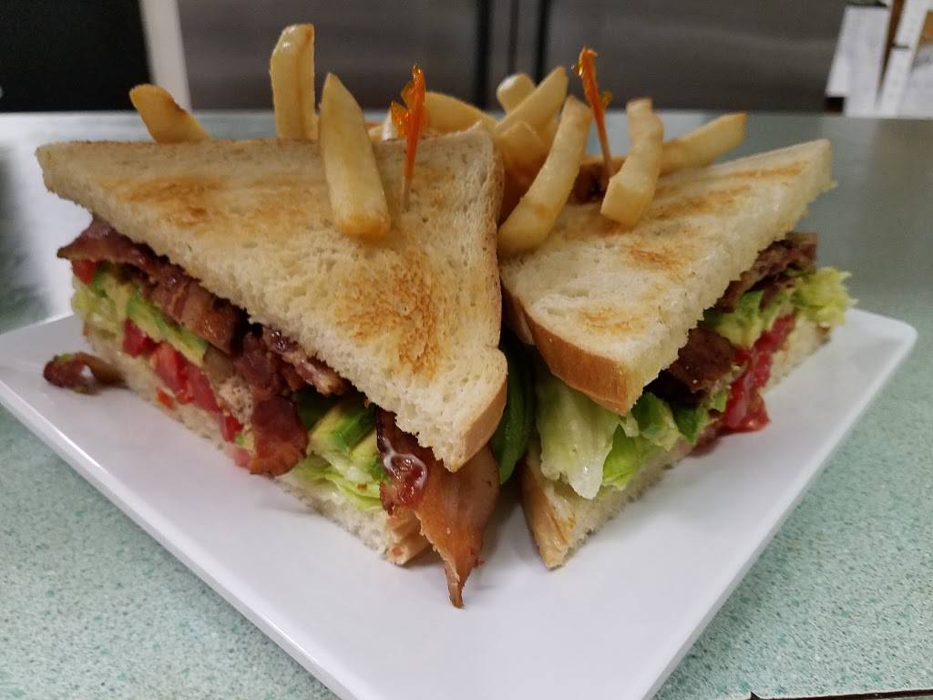 Mill Creek Restaurant | restaurant | 8051 State Highway 99E, Los Molinos, CA 96055, USA | 5303841031 OR +1 530-384-1031