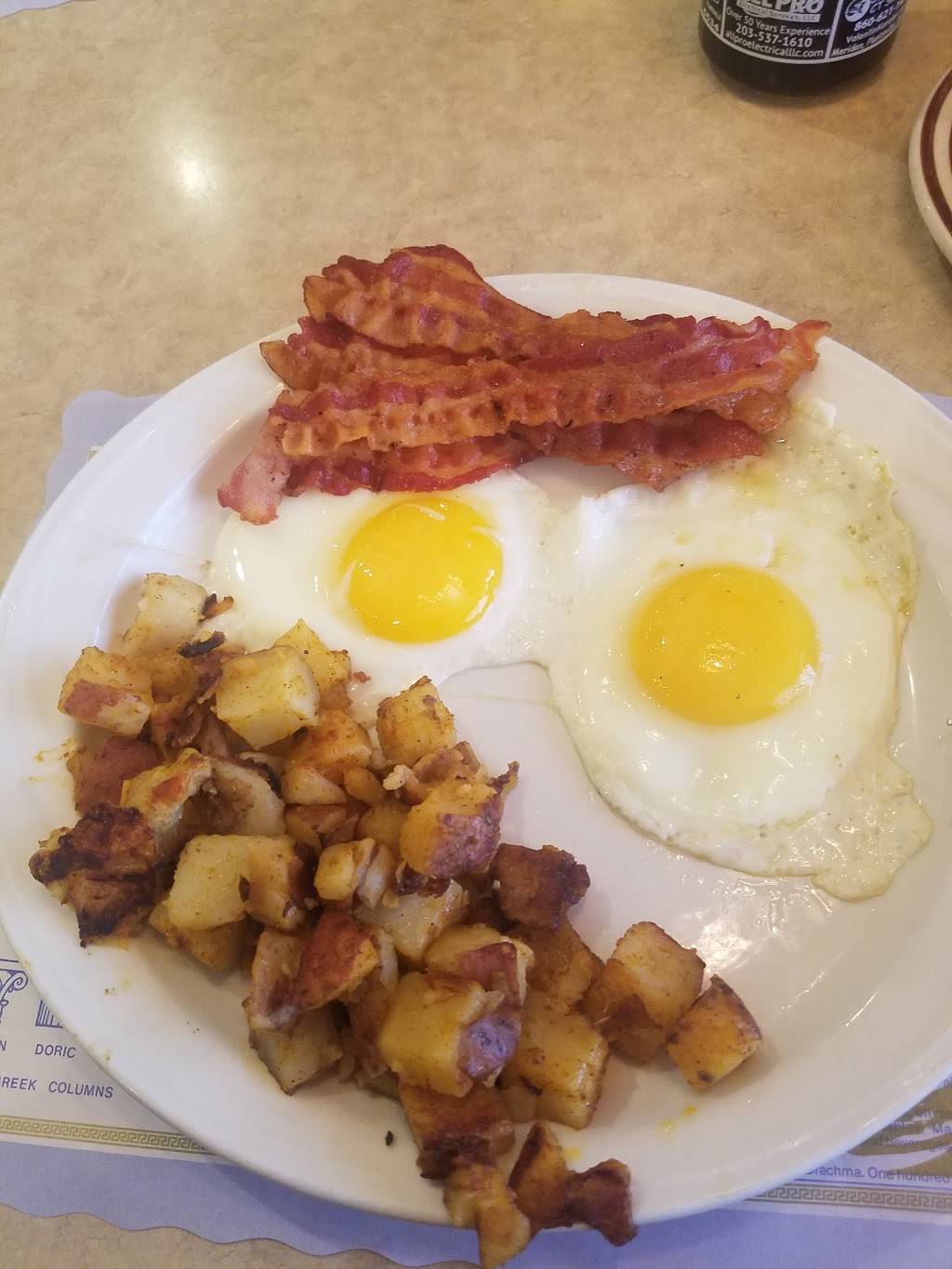 Kizls Restaurant | restaurant | 2014 West St, Southington, CT 06489, USA | 8606288349 OR +1 860-628-8349