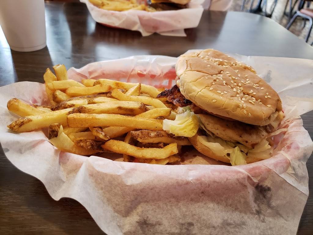 Shuttle Burgers & More | restaurant | 8405 Almeda Genoa Rd # A, Houston, TX 77075, USA | 7139916625 OR +1 713-991-6625