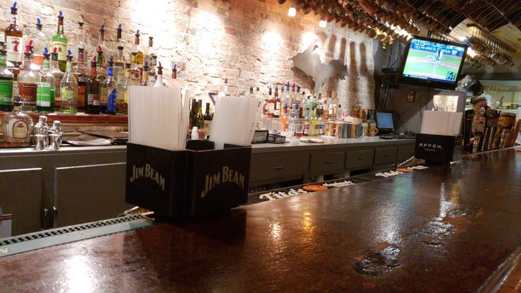 Keweenaw Pub | restaurant | 368 Main Ave, De Pere, WI 54115, USA | 9203374744 OR +1 920-337-4744