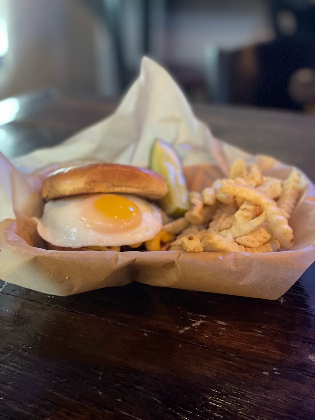 The Recreation Parlor | restaurant | 104 2nd Ave SE, Gravette, AR 72736, USA | 4793442044 OR +1 479-344-2044