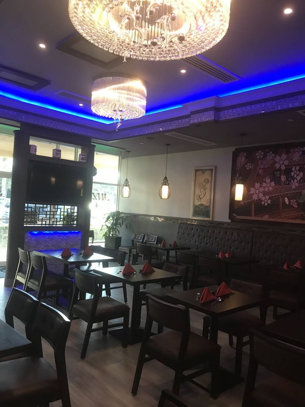 Mizu Sushi&Thai | restaurant | 5979 Pine Ridge Rd, Naples, FL 34119, USA | 2392978888 OR +1 239-297-8888
