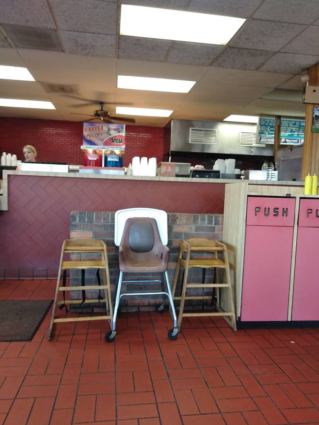 Johns Hot Dogs | meal takeaway | 3201 147th St, Midlothian, IL 60445, USA | 7085979754 OR +1 708-597-9754