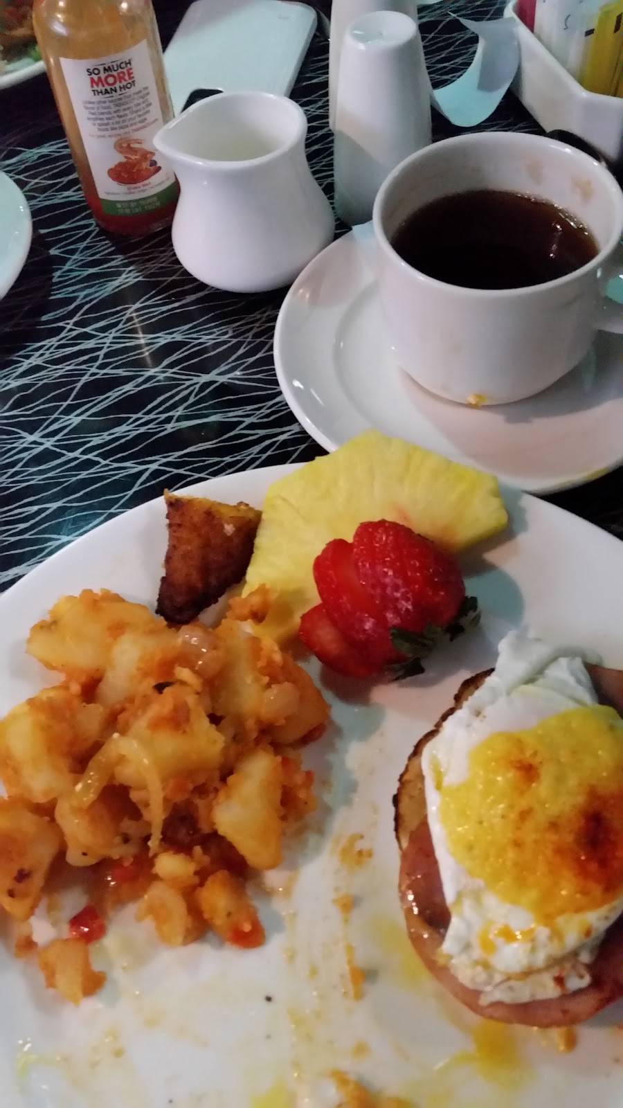 The Bistro 60 | restaurant | 9331 E Adamo Dr, Tampa, FL 33619, USA | 8136217675 OR +1 813-621-7675