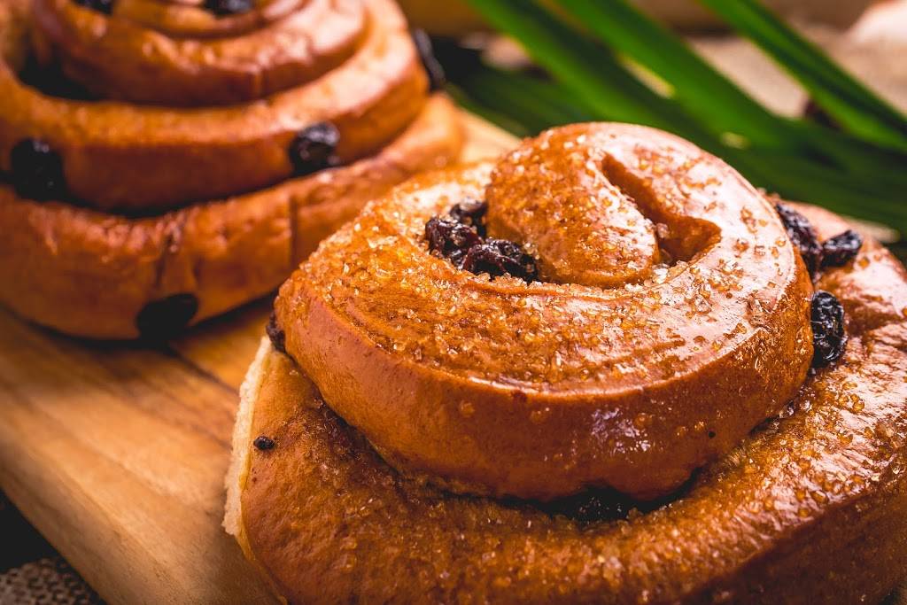 Golden Krust Caribbean Restaurant | bakery | 4861 Coconut Creek Pkwy, Coconut Creek, FL 33063, USA | 9549773332 OR +1 954-977-3332